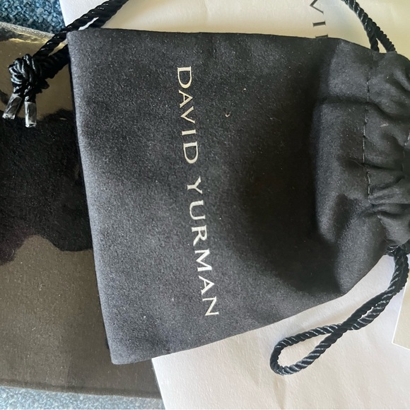 David Yurman Silver Cable Bracelet w/ pavé diamonds. EUC. Only worn a few times. - Picture 6 of 9